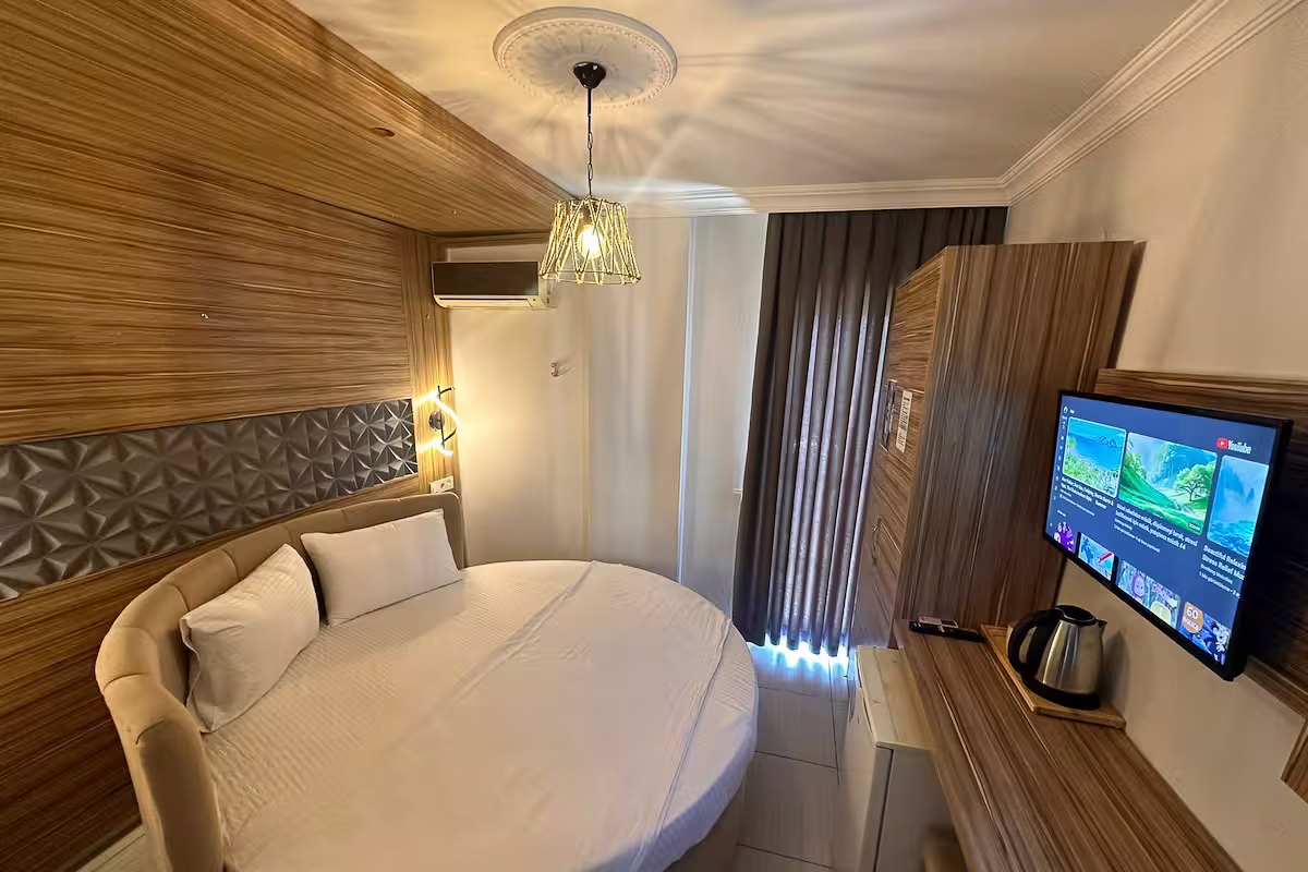 Royal Ezel Hotel otel odası mobilyaları — Özcan Mobilya İmalat